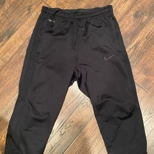 Men’s Nike Capris Size Small